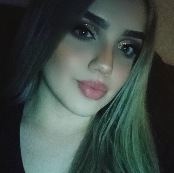 Meet your Posher, Monse - Picture 2 of 2